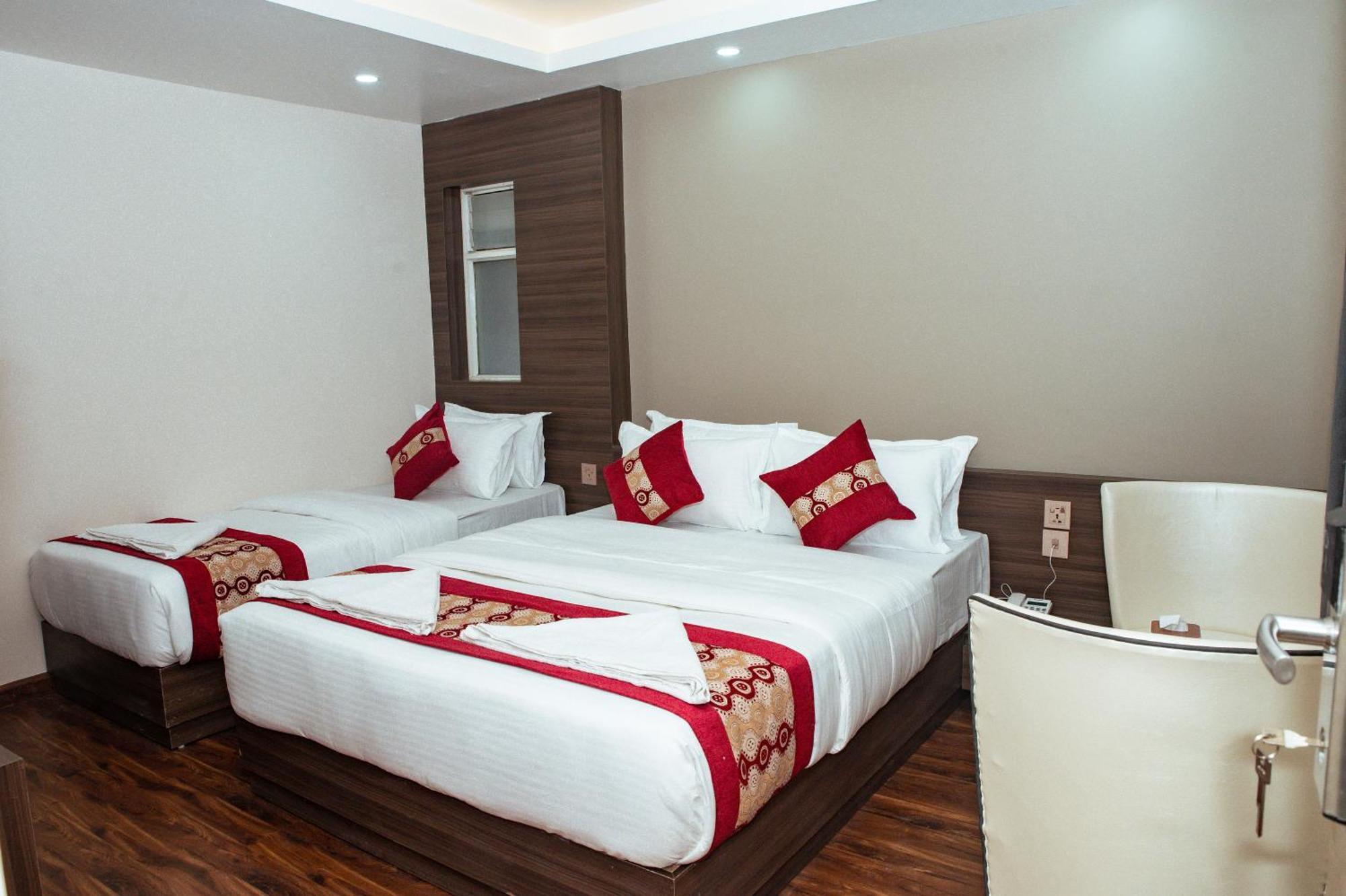 Kusum Airport Hotel 加德满都 外观 照片